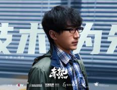 从《狂飙》到《赤热》，令卓用演技书写角色多样性