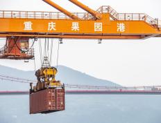 新华全媒+｜海关总署推出16条优化营商环境新举措