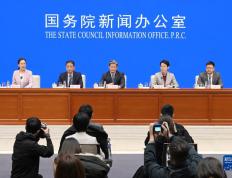 金融支持实体经济力度稳固——央行相关负责人详解2022年金融数据