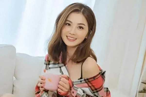 8dc927e1cd584d48adcc2bf3ae4cbb40_noop_副本.webp